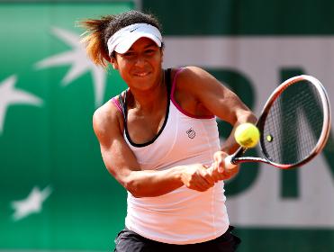 Heather Watson will be the crowd favourite against Serena Williams on Friday